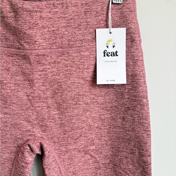 FEAT Solace Gogi Berry Leggings  Medium NWT - Picture 4 of 7